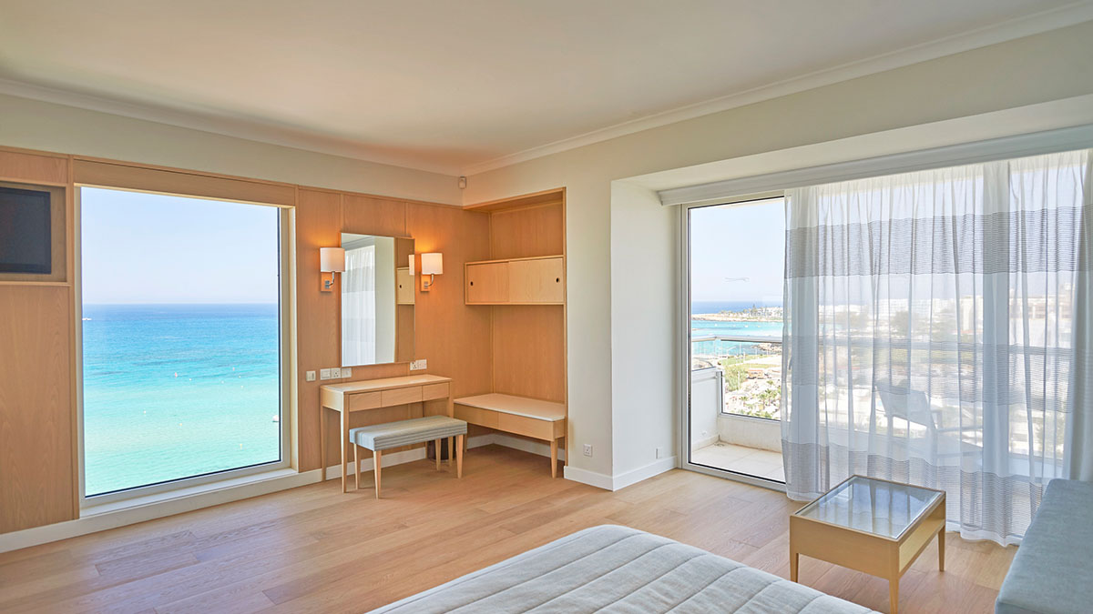 Panoramic Suite Sea View
